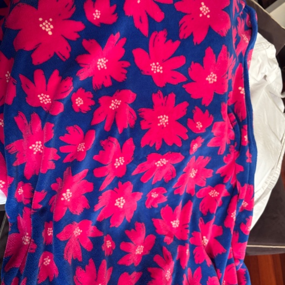 Vera Bradley Throw Blanket Art Poppies 80 x 50 - Picture 6 of 6